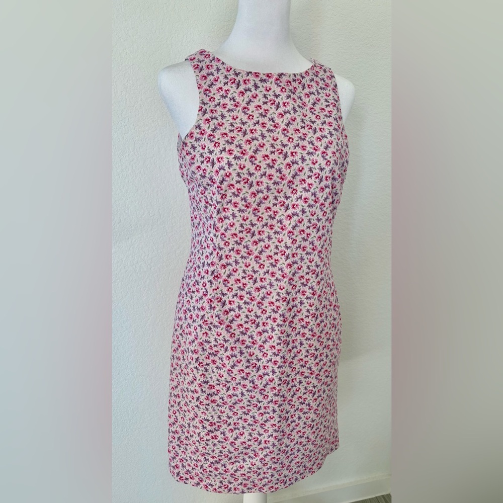 Pink Floral Midi Dress with Delicate Print - Picture 4 of 7